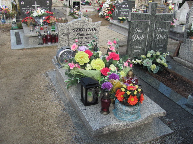 Grób Zofia  Szkutnik