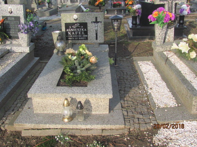 Grób Weronika Kafel