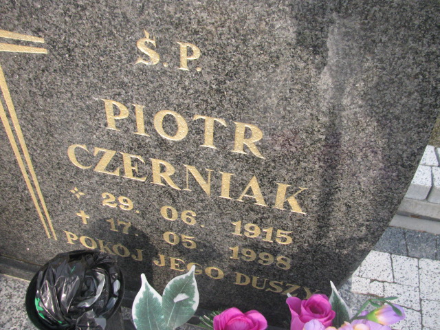 Piotr Czerniak 1915 Nowogrodziec - Grobonet - Wyszukiwarka osób pochowanych